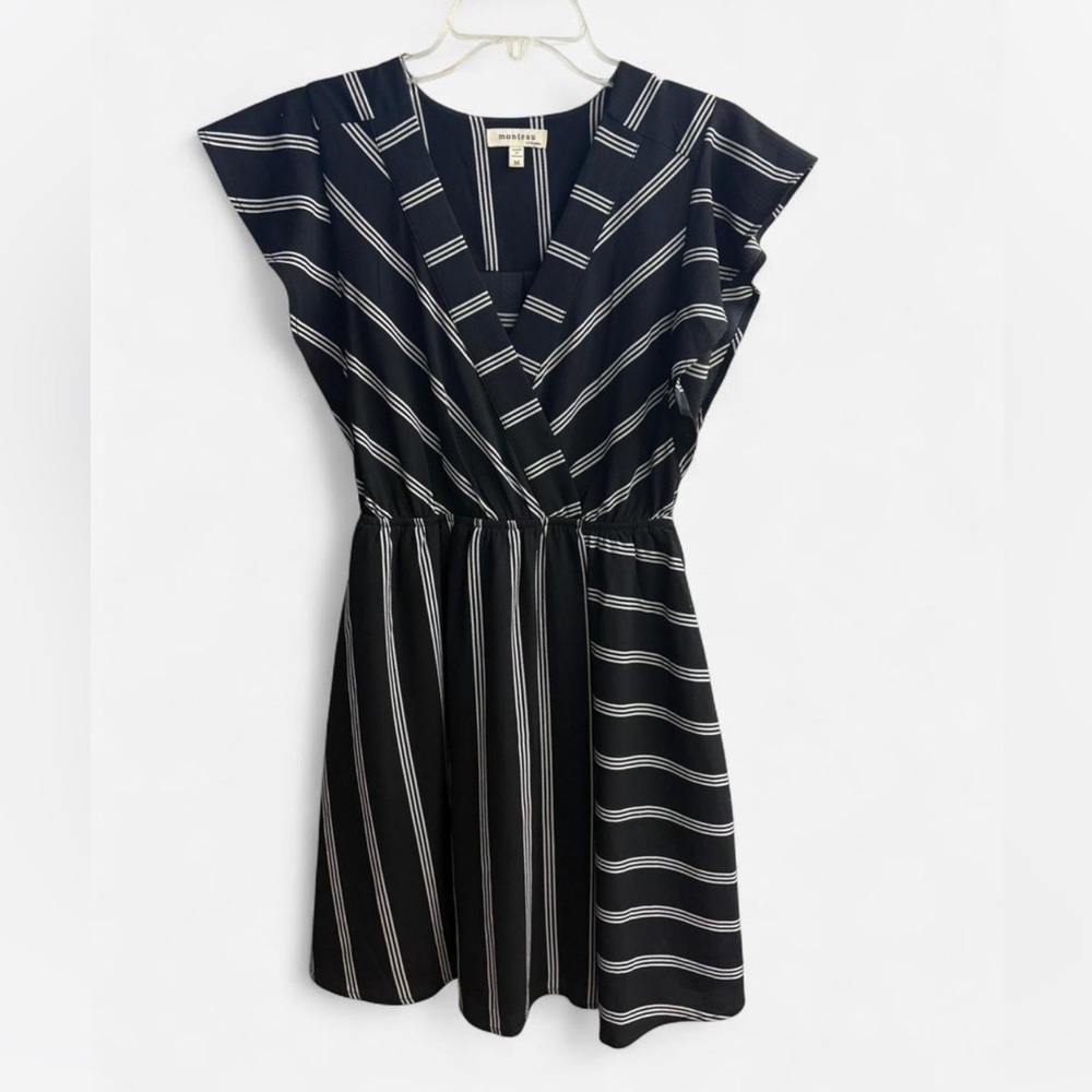 Monteau Black and White V-Neck Midi Dress